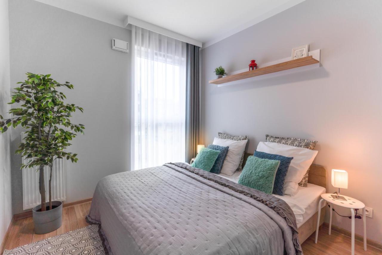 Apartamenty Homely Place Blisko Starego Rynku - Parking ポズナン エクステリア 写真